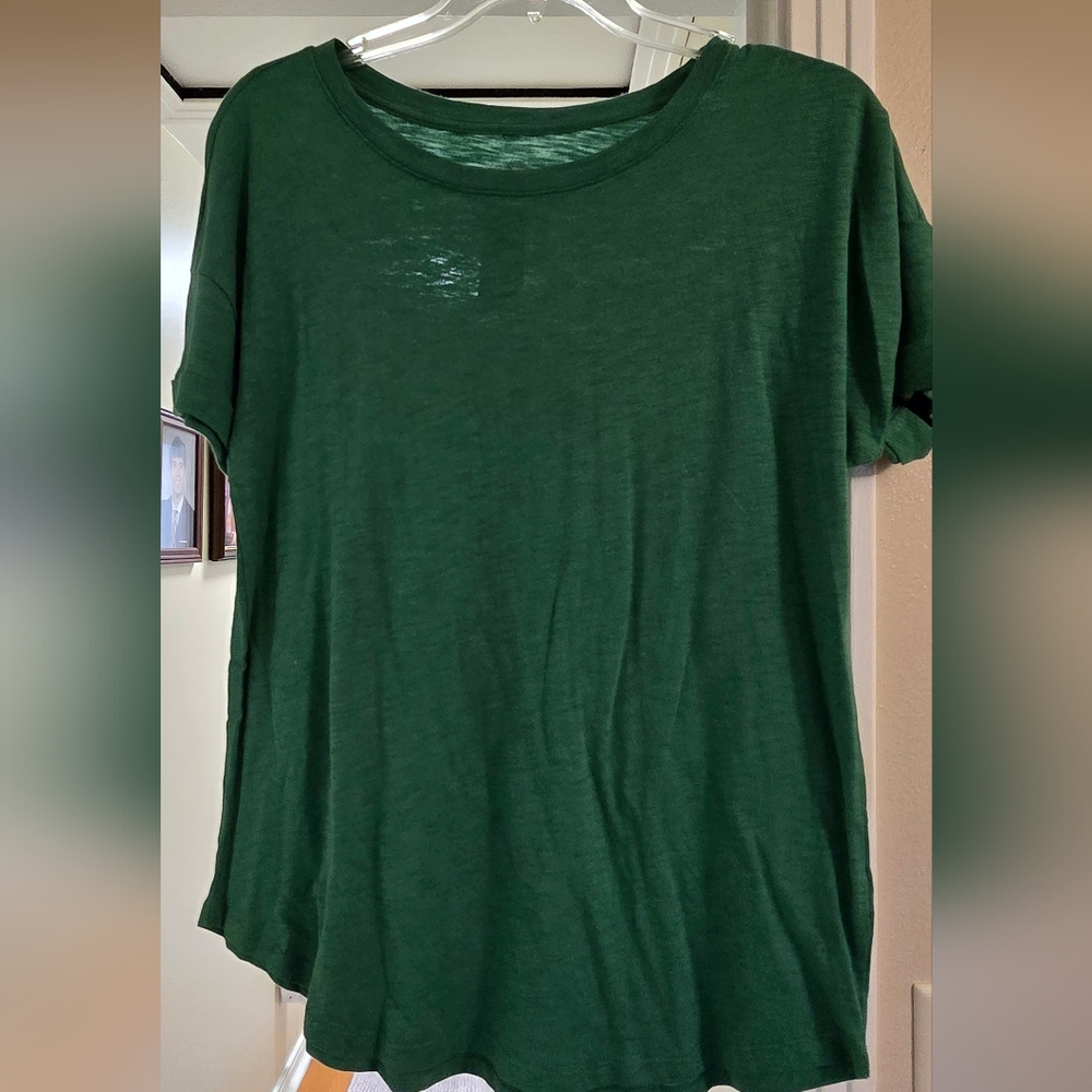Women's Green Top